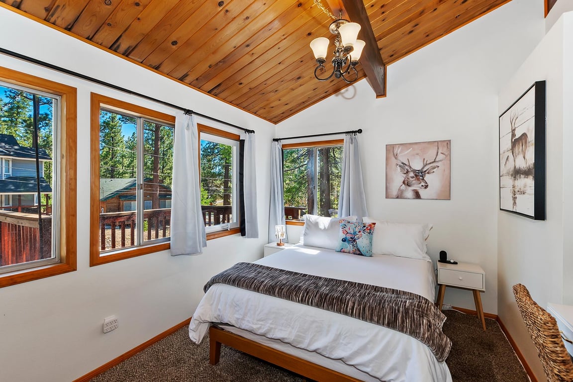 Cabin Image 32