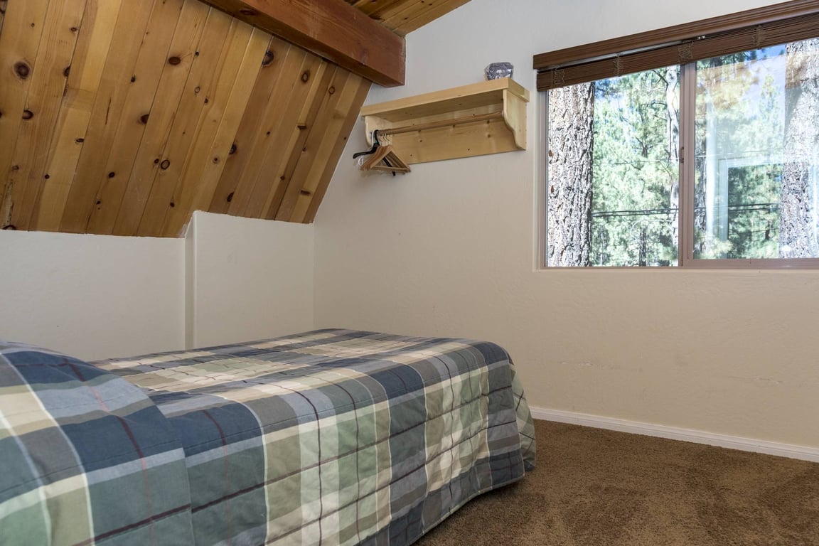Cabin Image 14