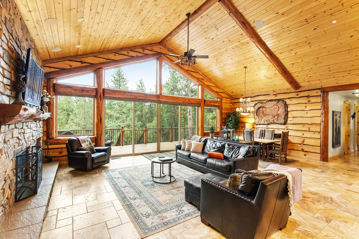 Cabin Image 9