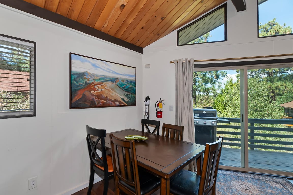 Cabin Image 18