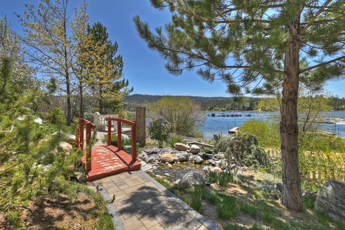 Cabin Image 13