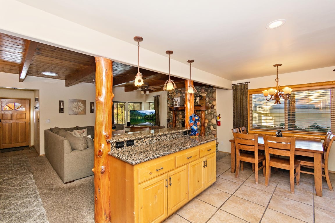 Cabin Image 8