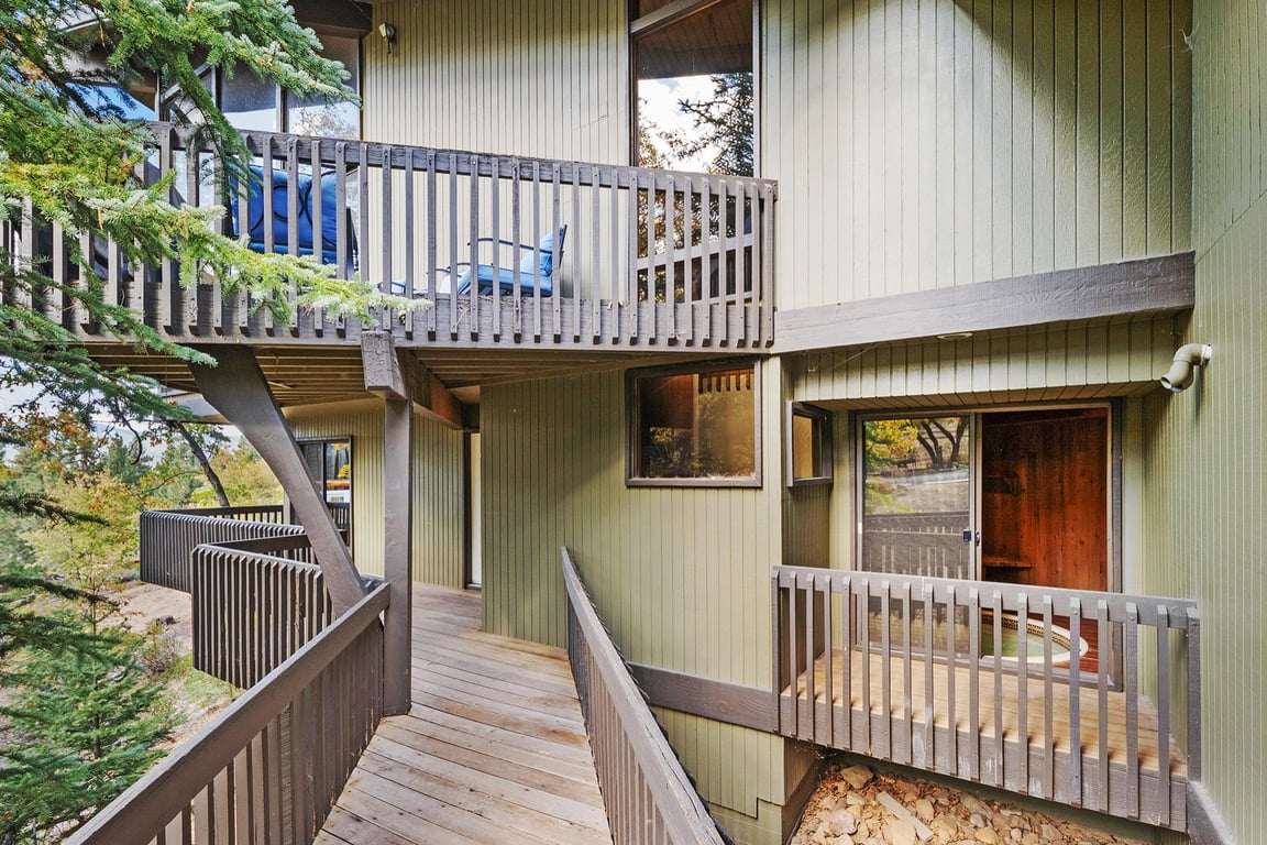 Cabin Image 60