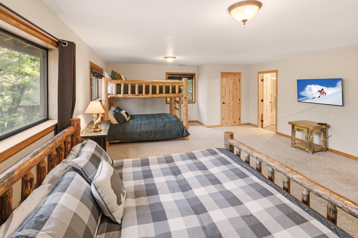 Cabin Image 39