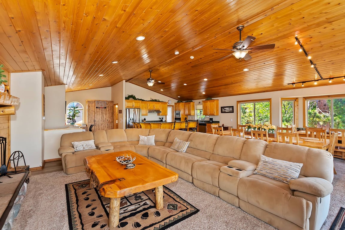 Cabin Image 10