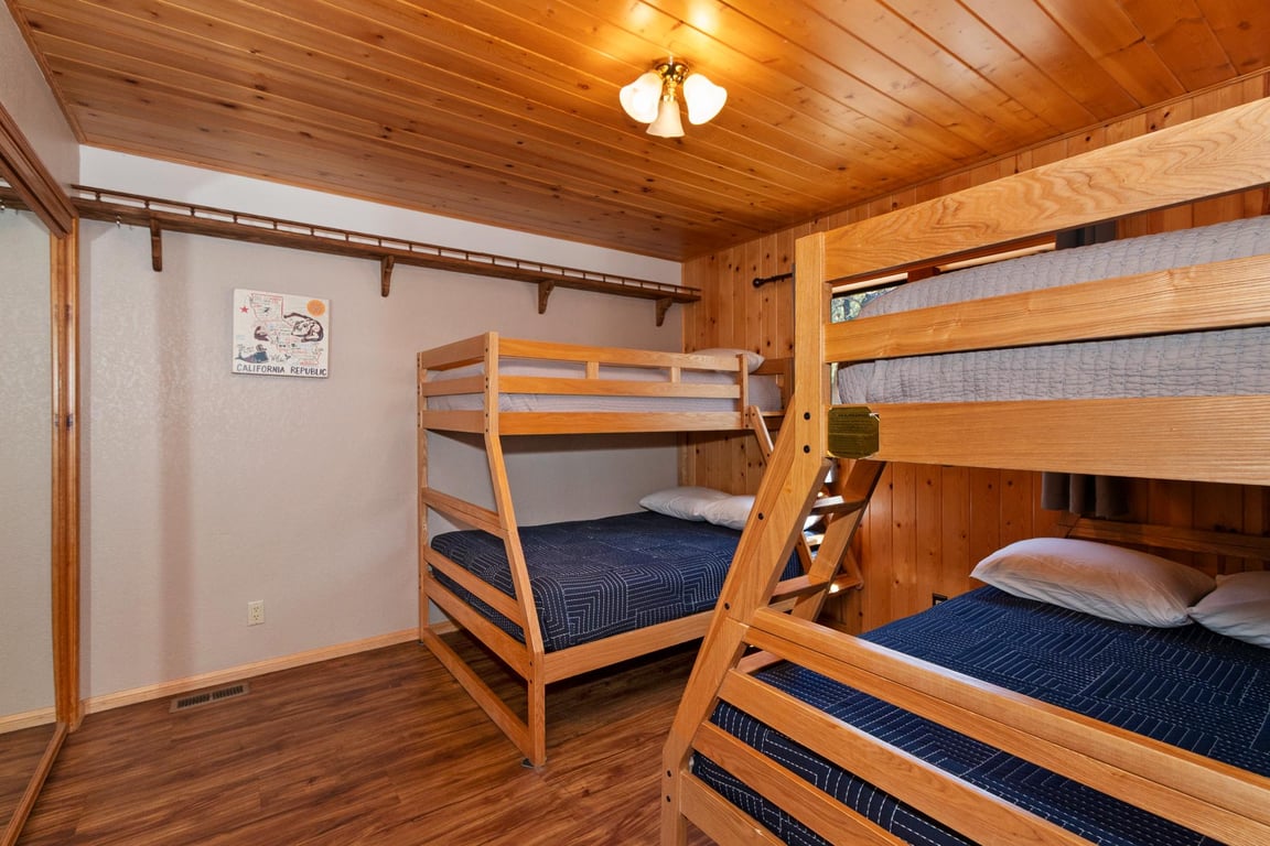 Cabin Image 31