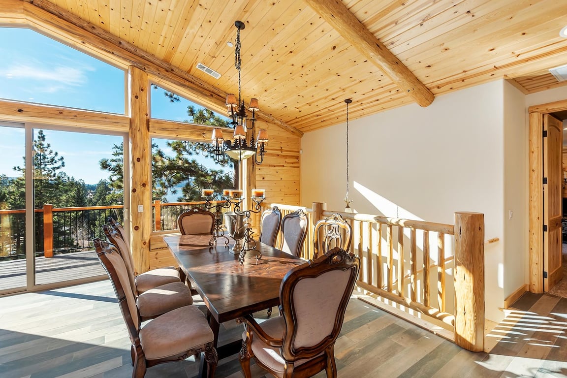 Cabin Image 12