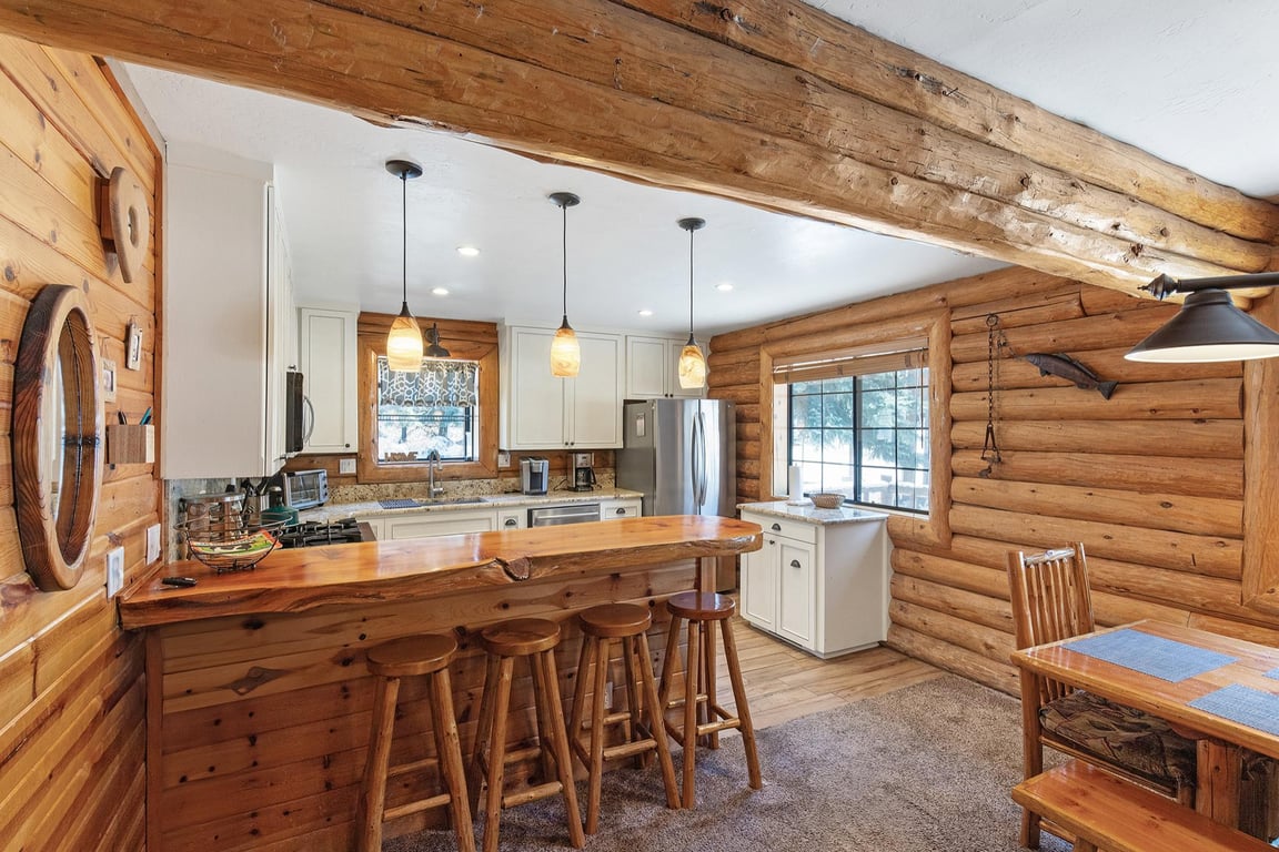 Cabin Image 13
