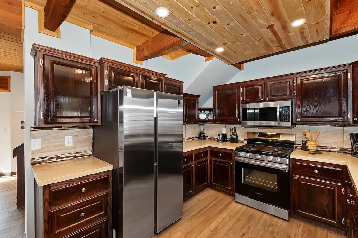 Cabin Image 16