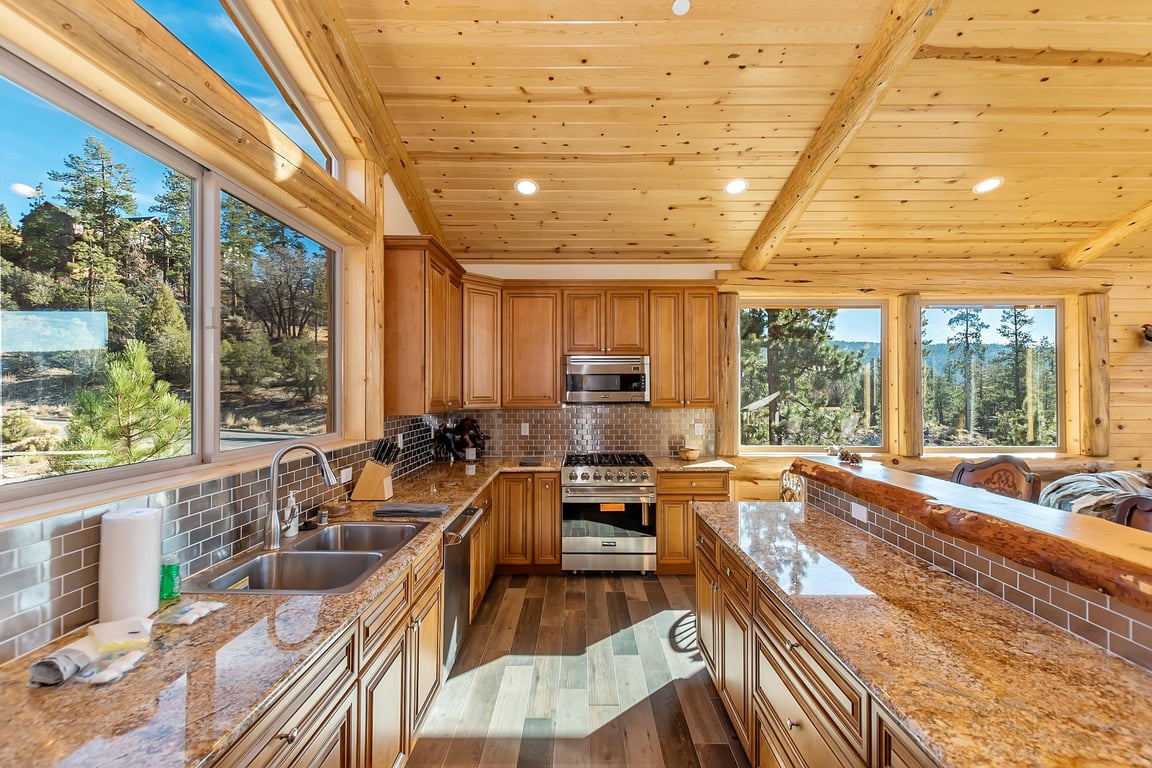 Cabin Image 14