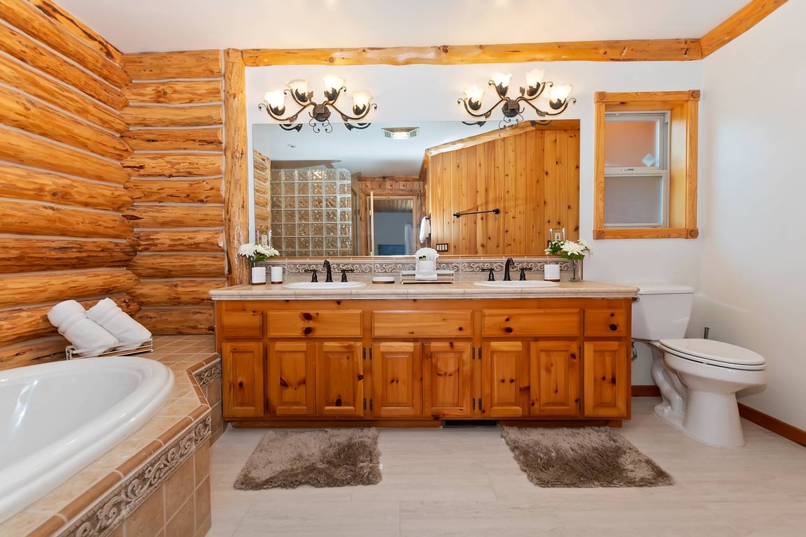 Cabin Image 32