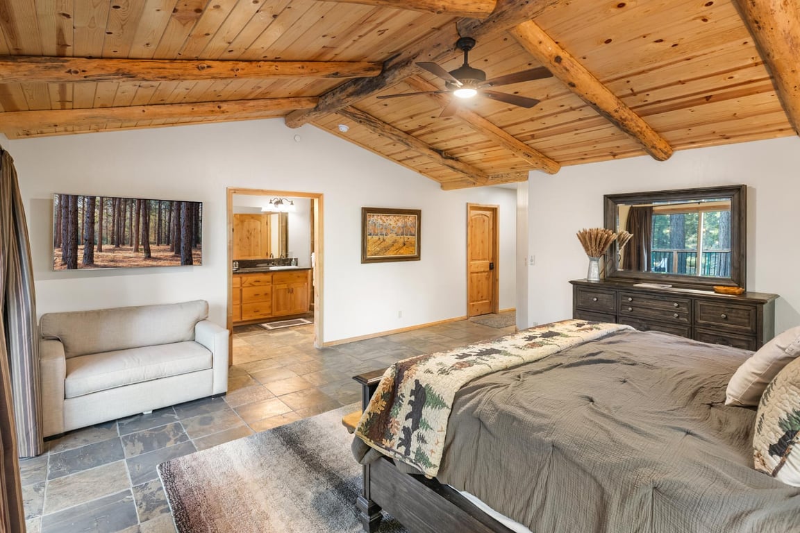 Cabin Image 34