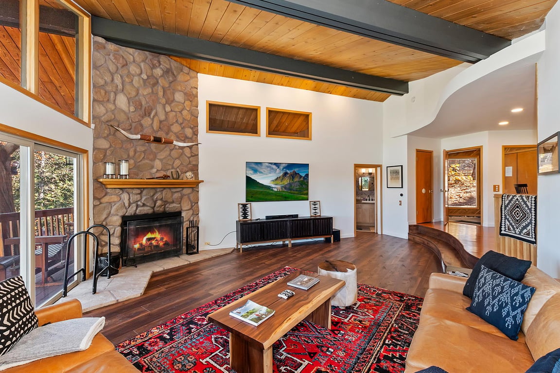 Cabin Image 8