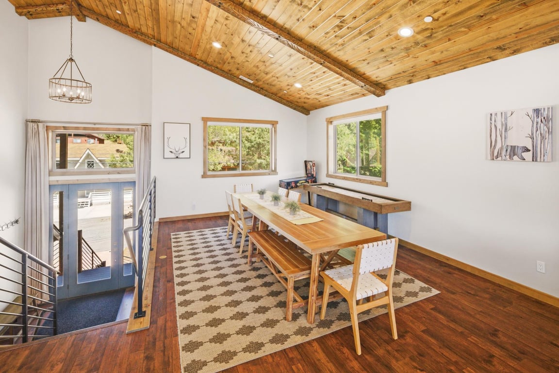 Cabin Image 23