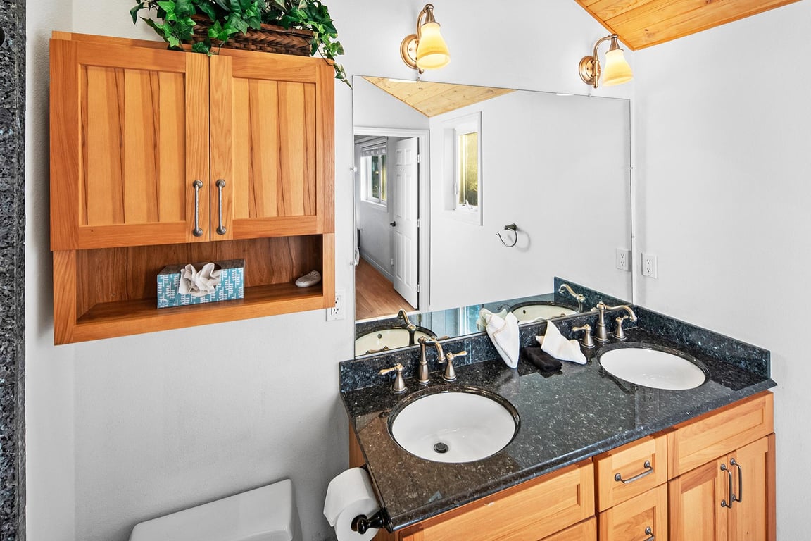 Cabin Image 42