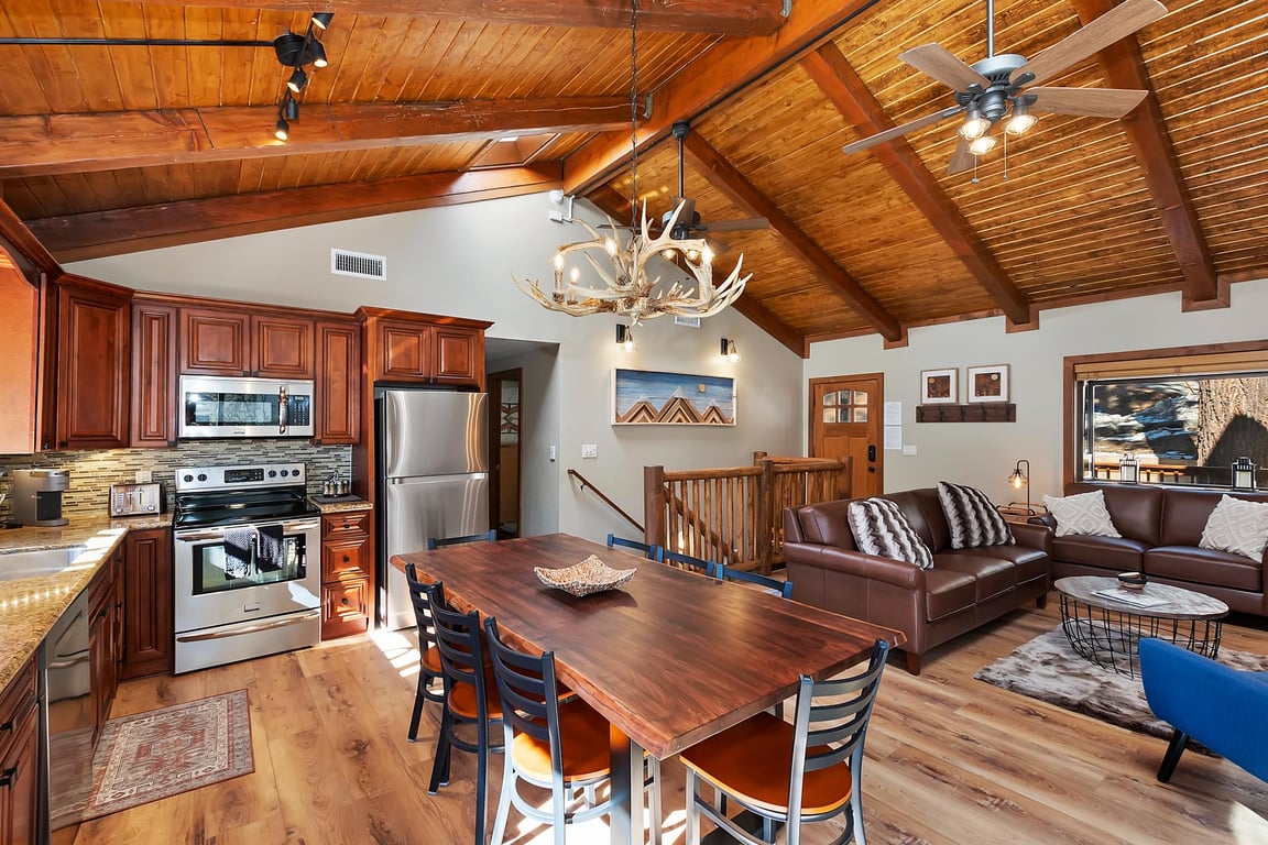 Cabin Image 15