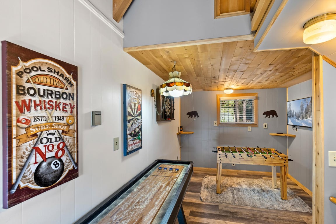 Cabin Image 38