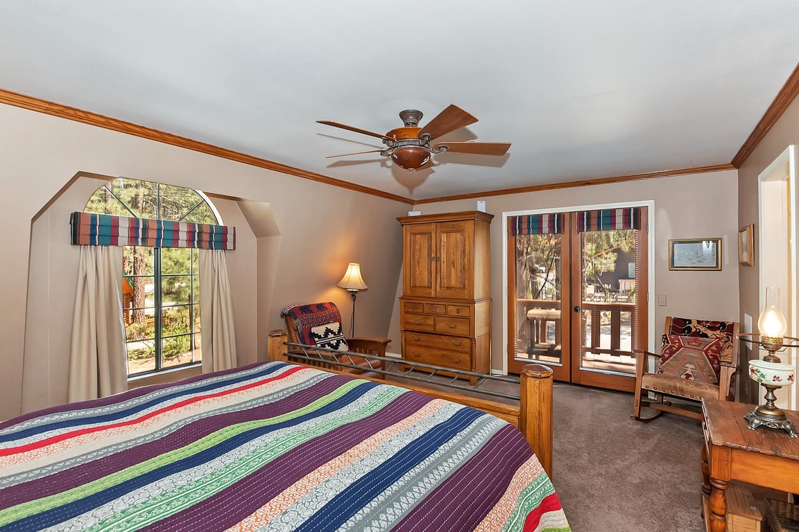 Cabin Image 17