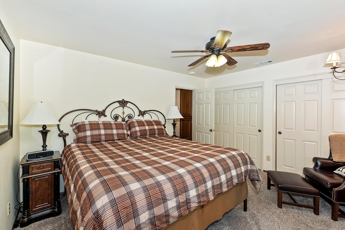 Cabin Image 15