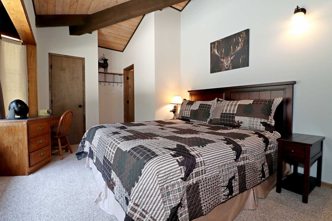 Cabin Image 17
