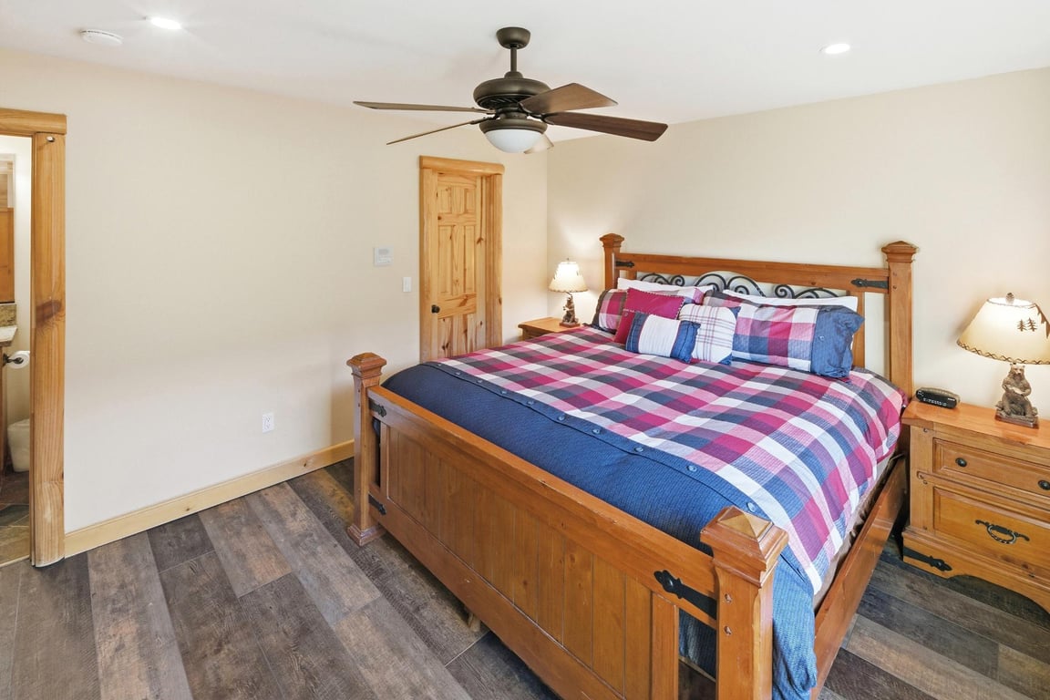 Cabin Image 59