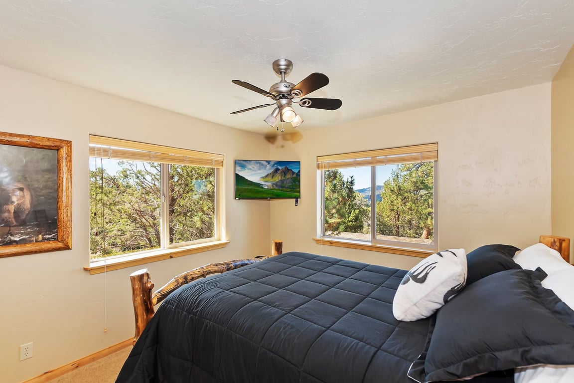 Cabin Image 22