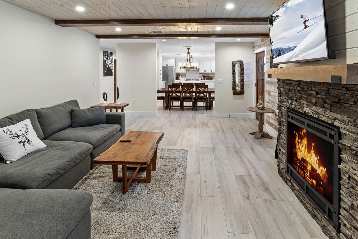 Cabin Image 8