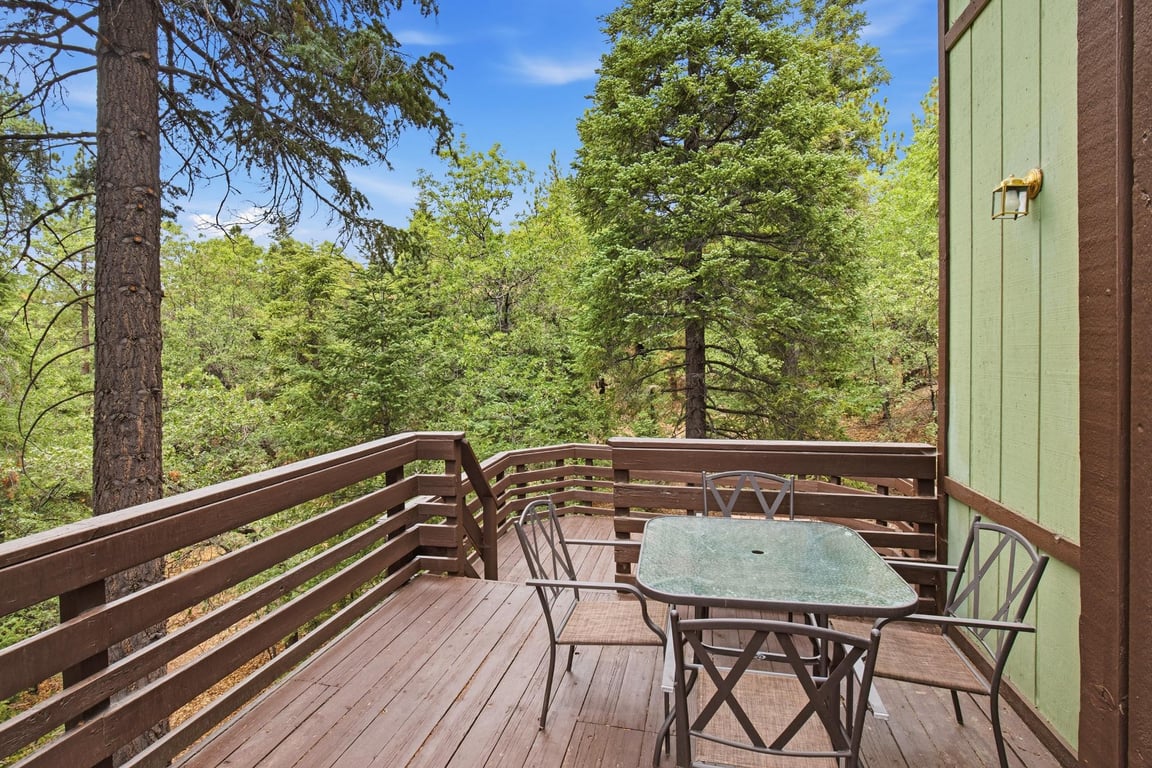 Cabin Image 18
