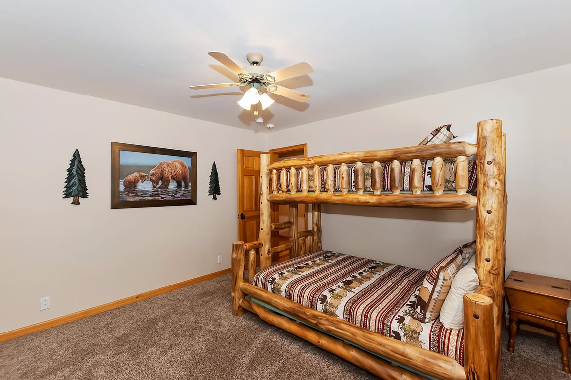 Cabin Image 65