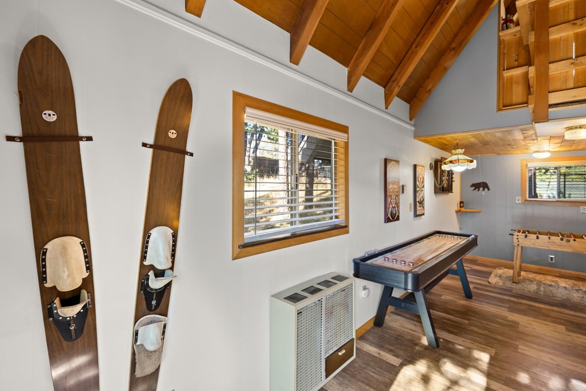 Cabin Image 36