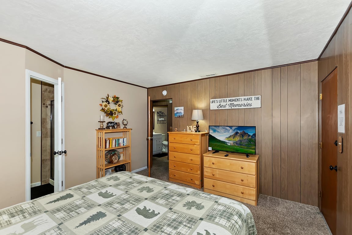 Cabin Image 20
