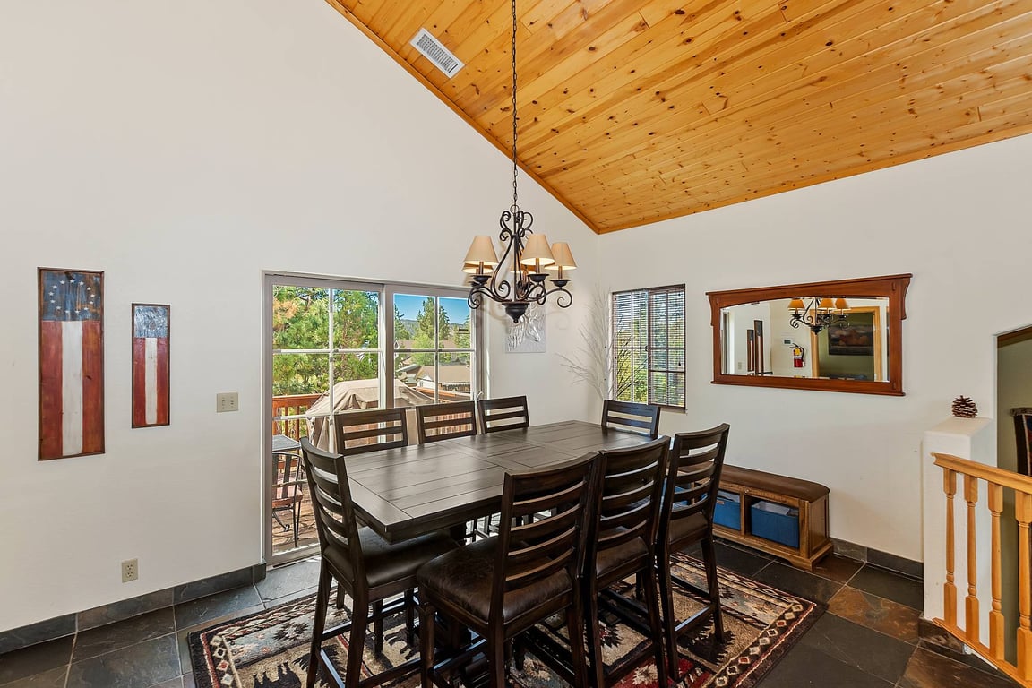 Cabin Image 15