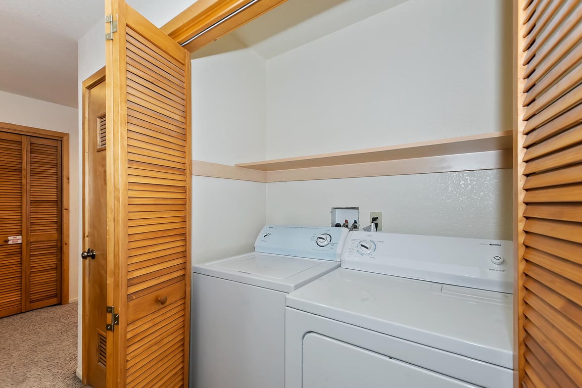 Cabin Image 16