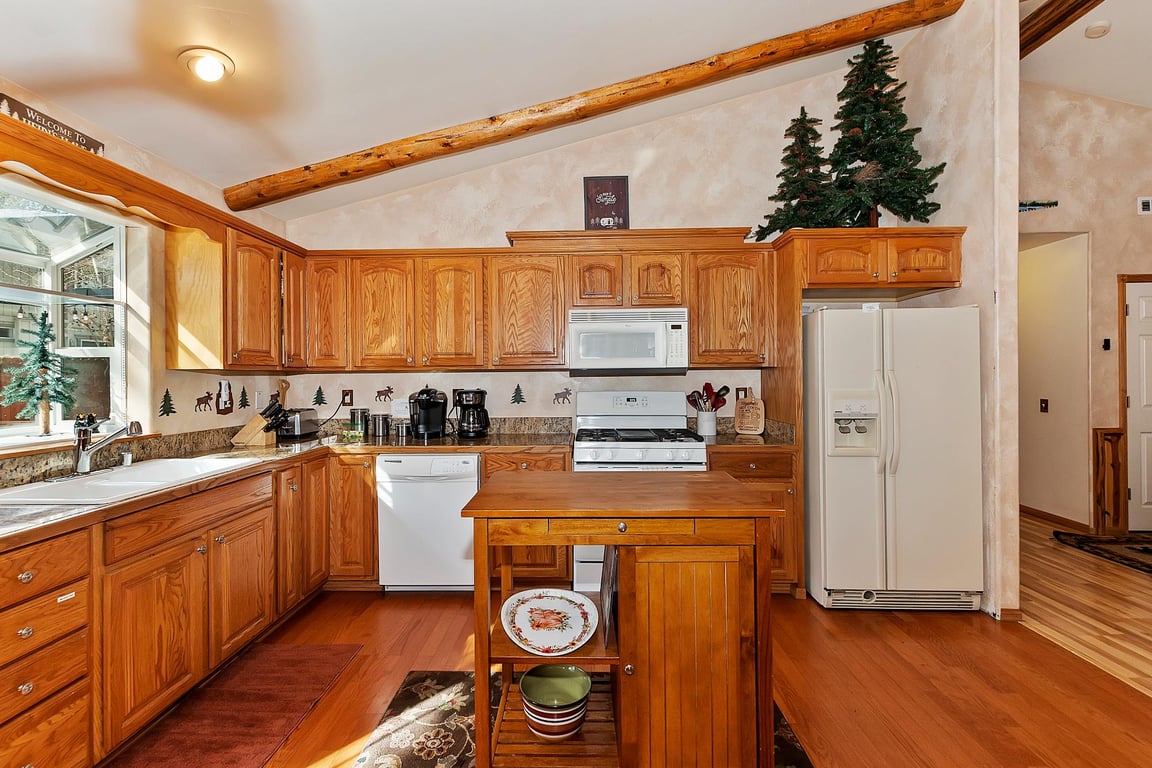 Cabin Image 13