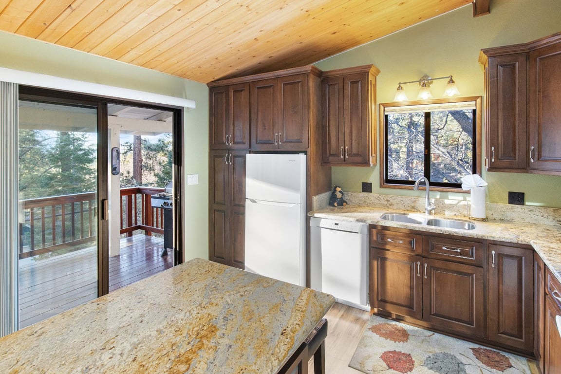 Cabin Image 11