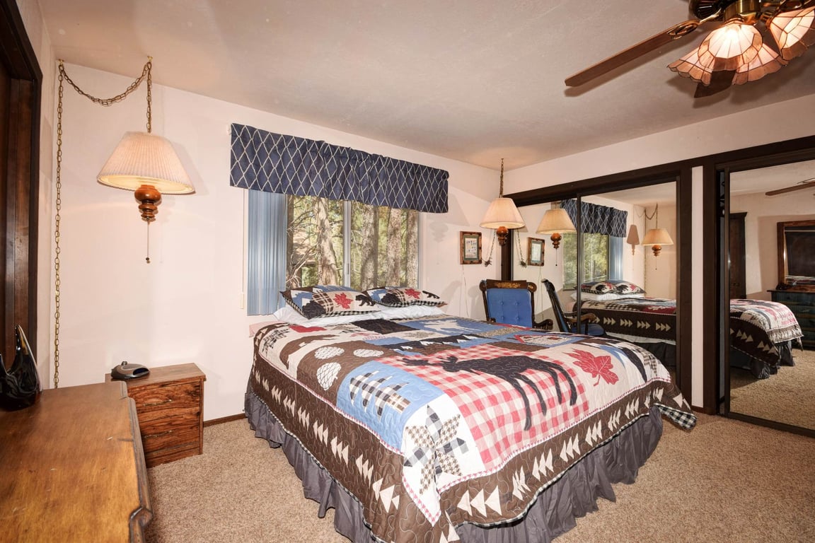 Cabin Image 8