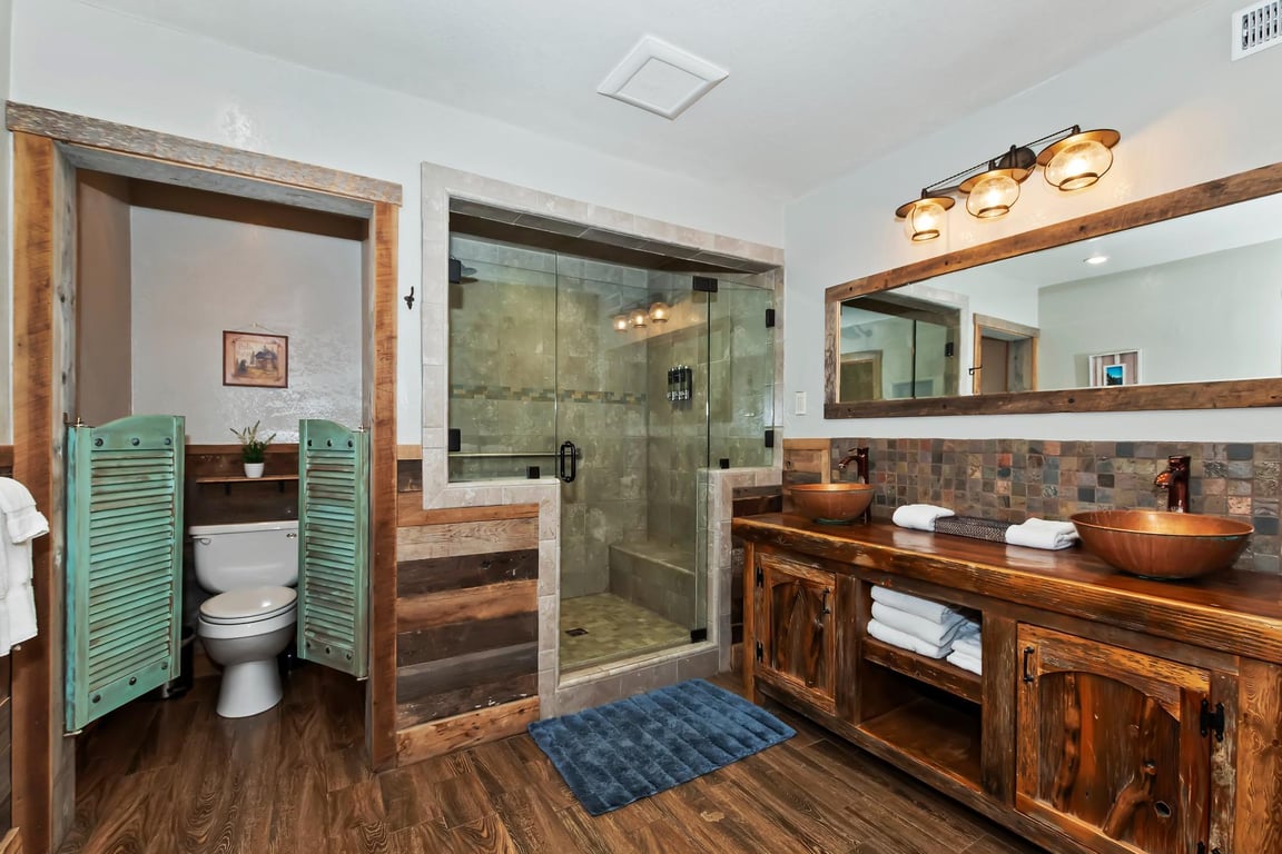 Cabin Image 33