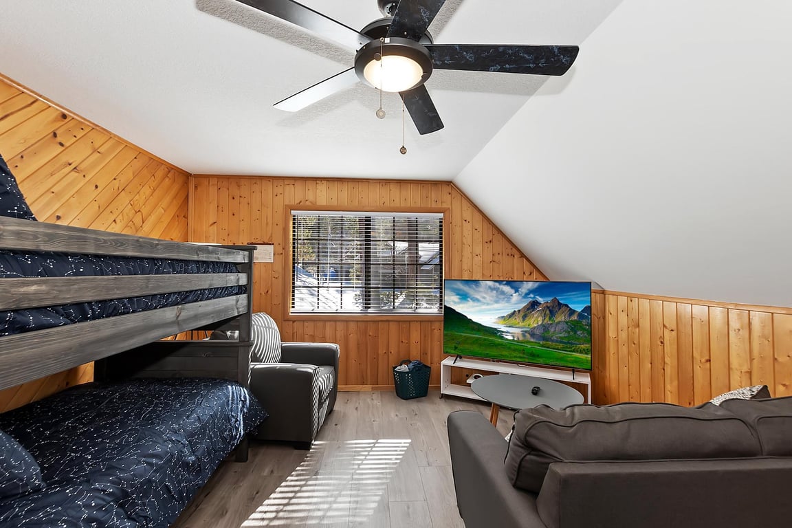 Cabin Image 21