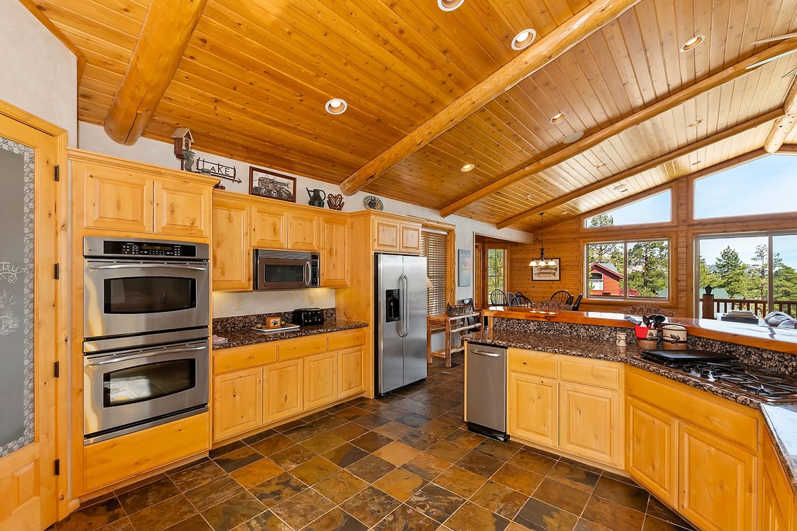 Cabin Image 13
