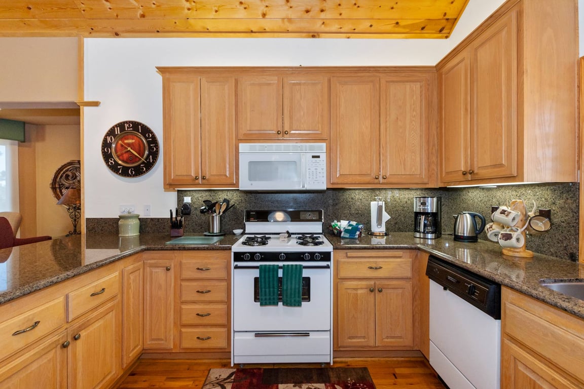 Cabin Image 17