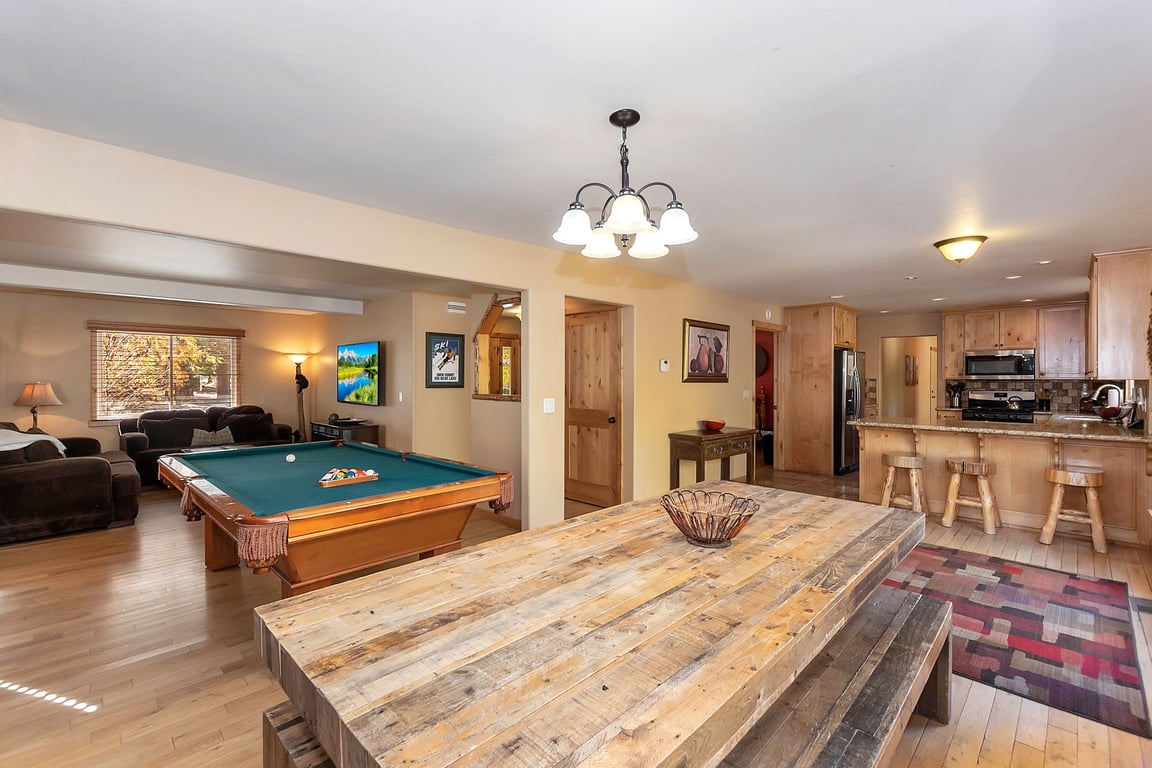 Cabin Image 8