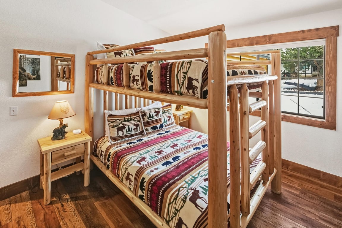 Cabin Image 57