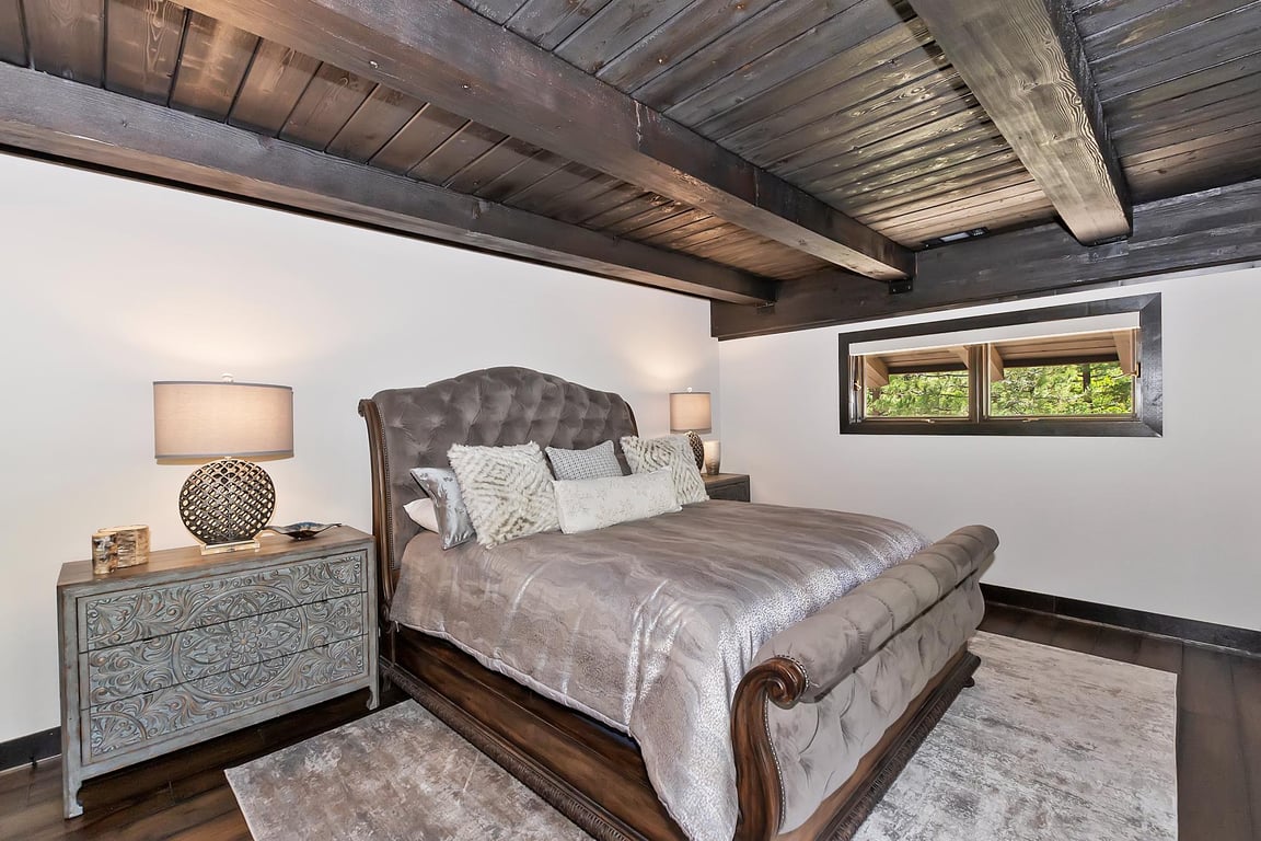 Cabin Image 42