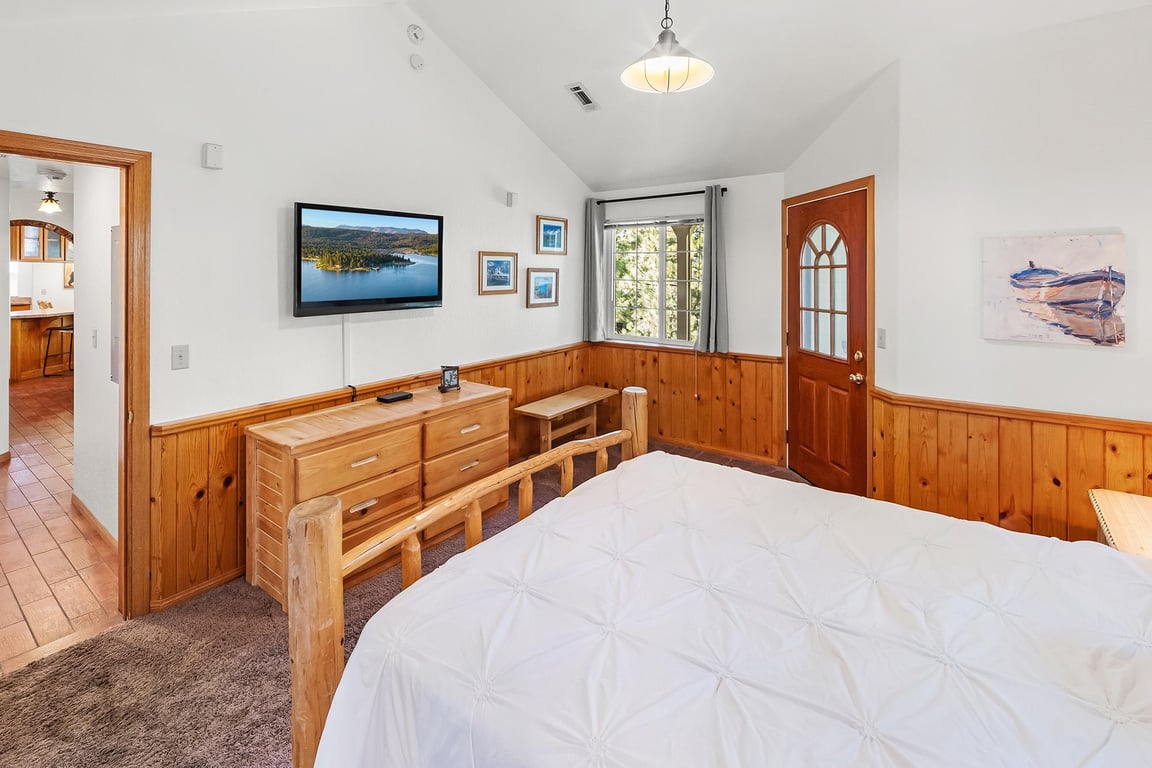 Cabin Image 30