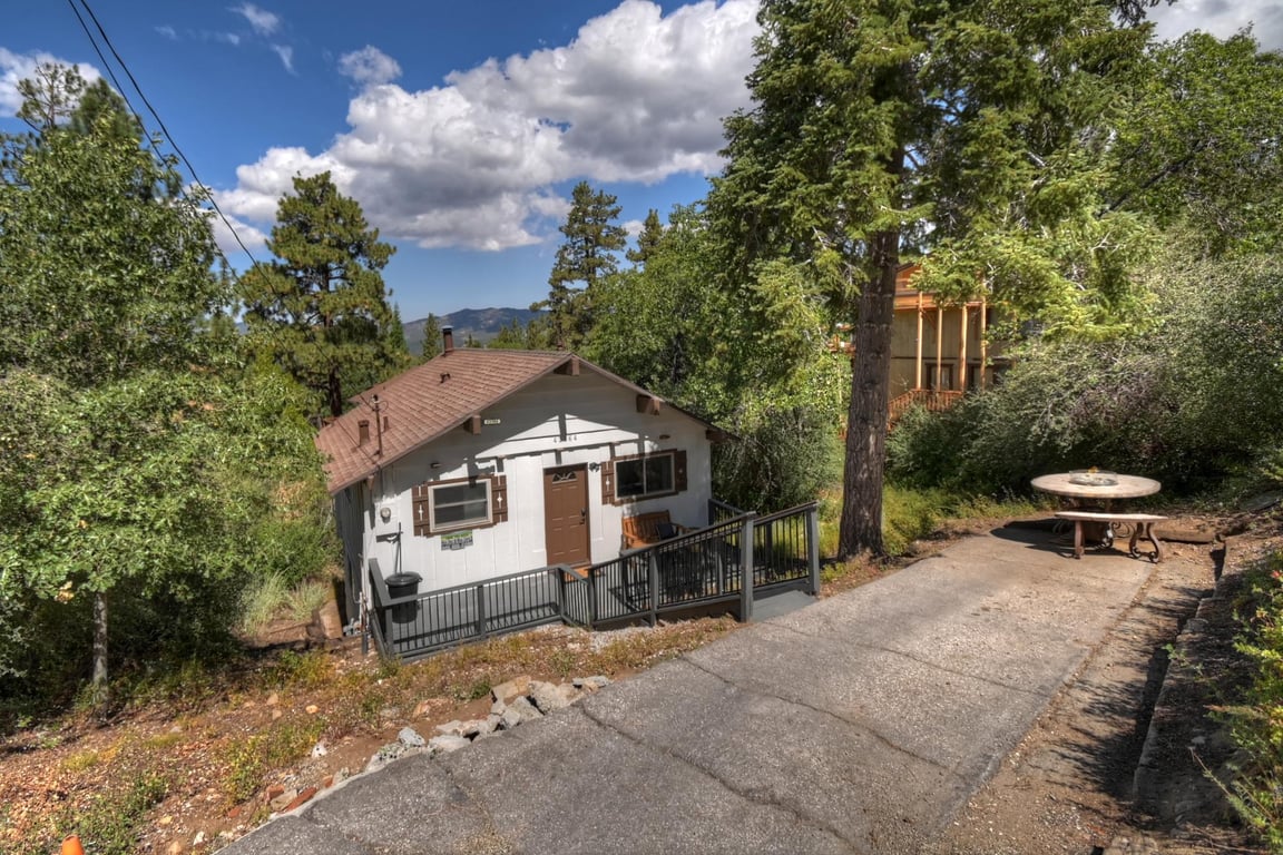 Cabin Image 33
