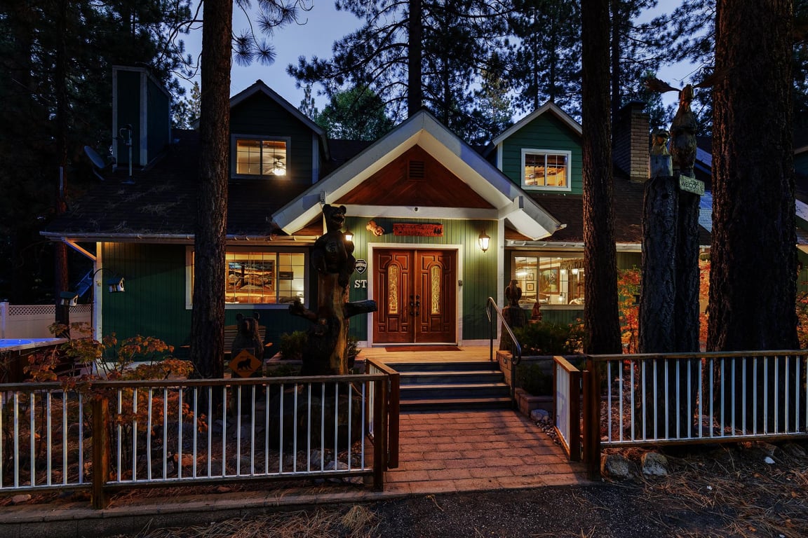 Cabin Image 61