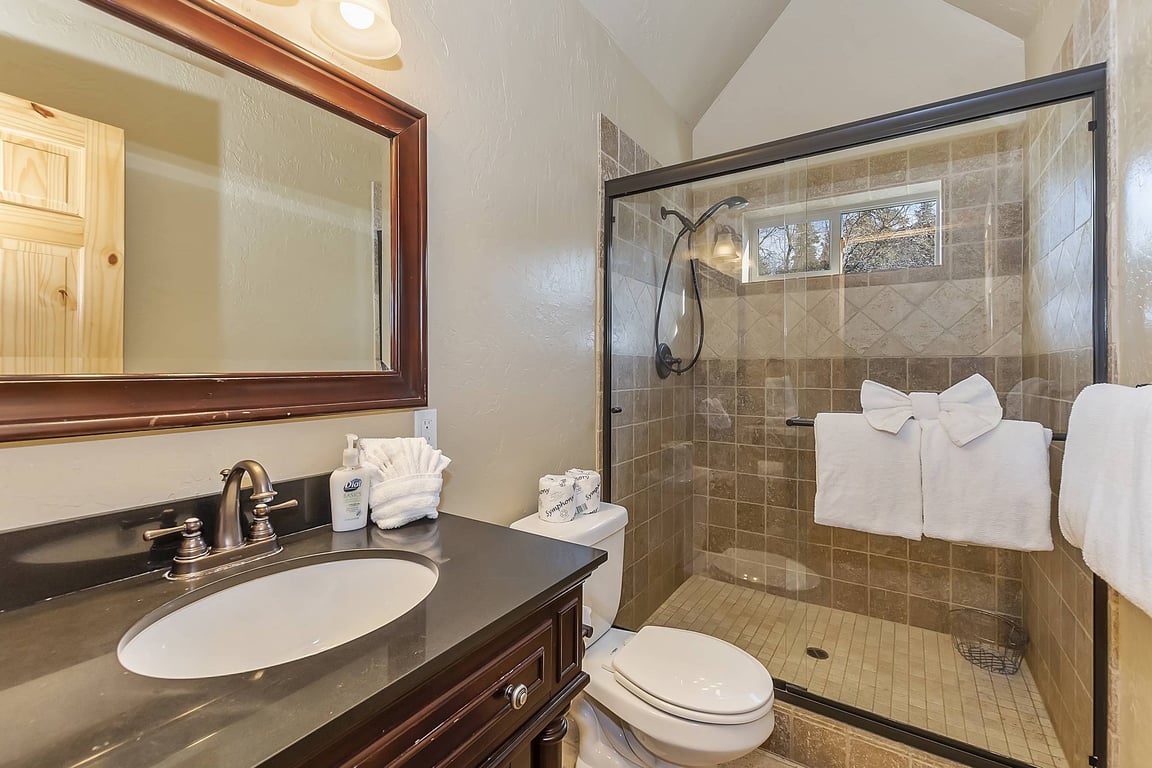 Cabin Image 33