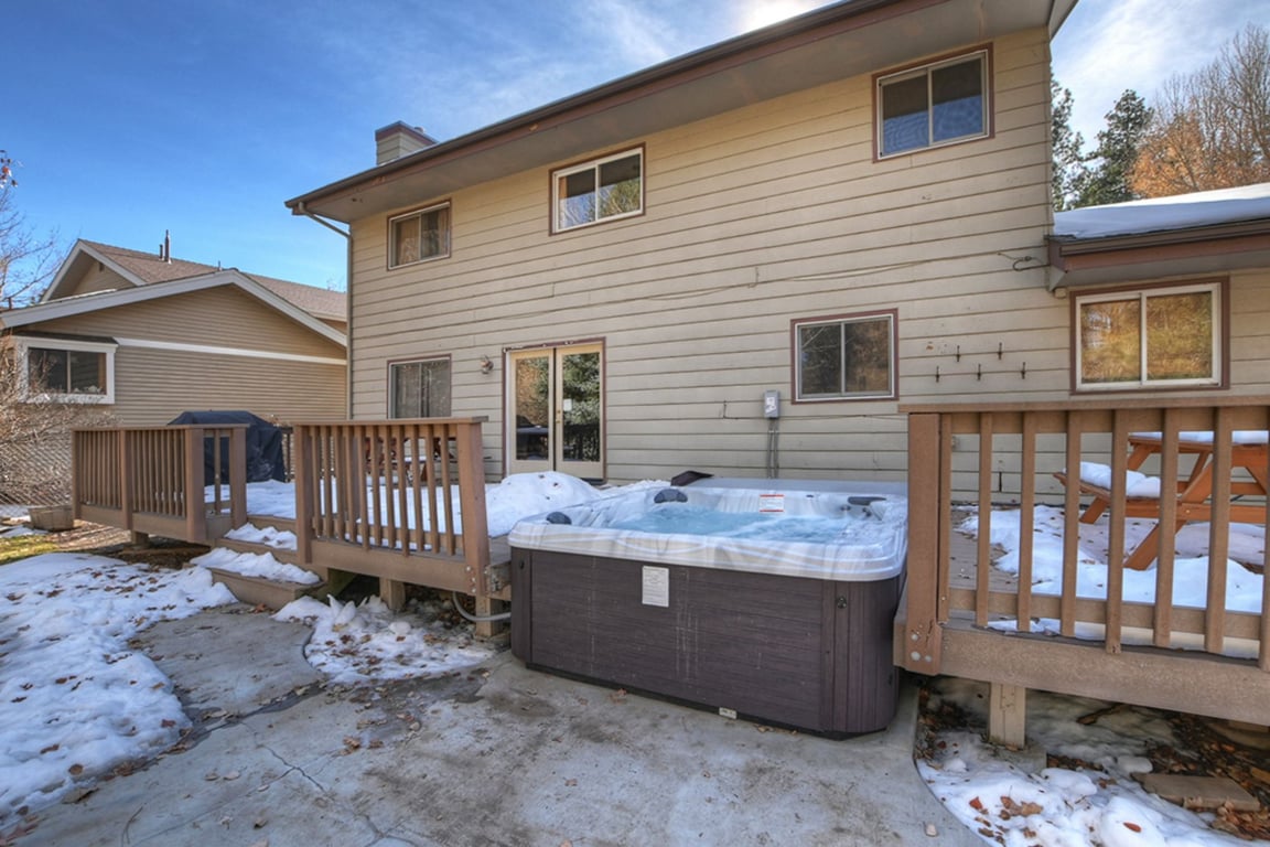 Cabin Image 32