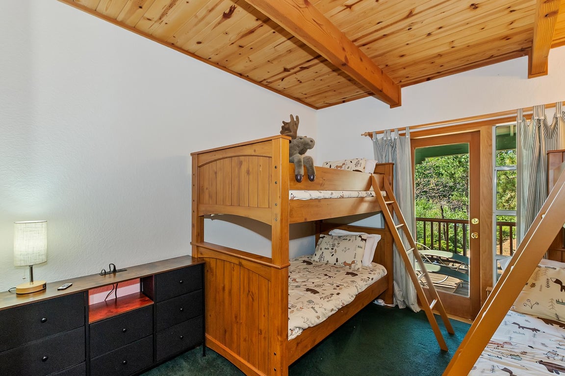 Cabin Image 34