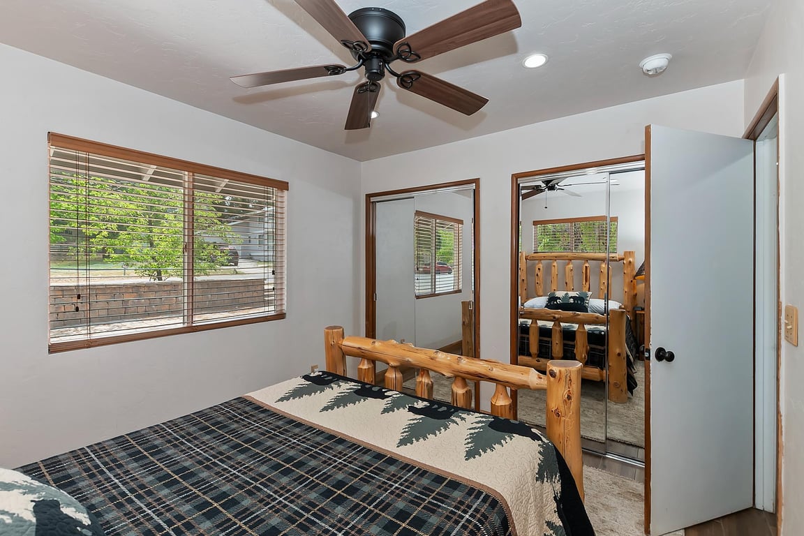 Cabin Image 20